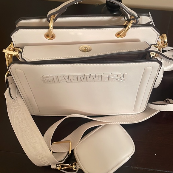 NWT STEVE MADDEN BEVELYN SATCHEL CROSSBODY BAG W AIR POD CASE vanilla white - Picture 3 of 5